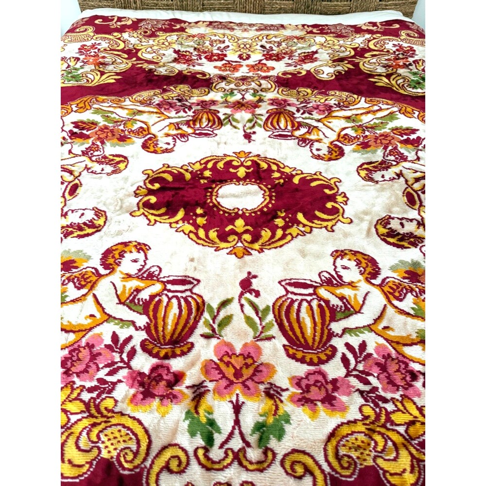 Vtg Velvet Italian Wedding Bedspread QUEEN Cherubs Red Cream 84x96” Fringe MINT